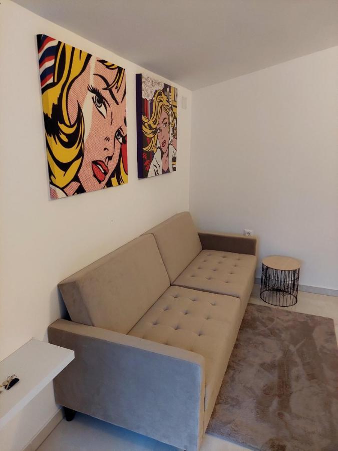 Apartman Ulrich Lukovo Bagian luar foto